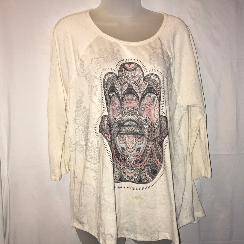 Style and Company 3/4 length sleeves.